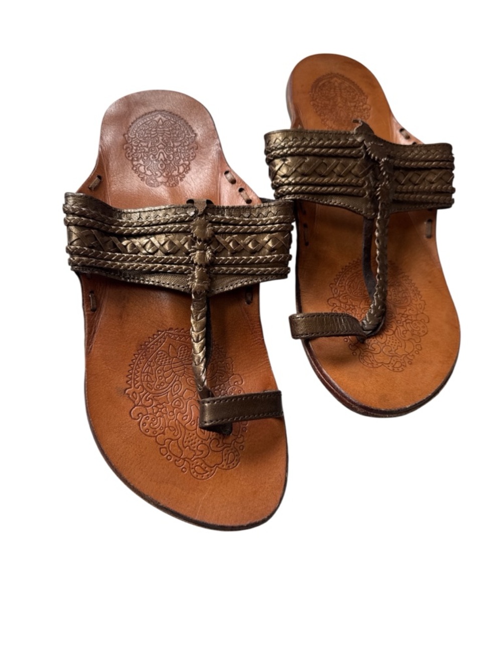 hand-crafted leather Kolhapuri chappal sandals size 9 leather